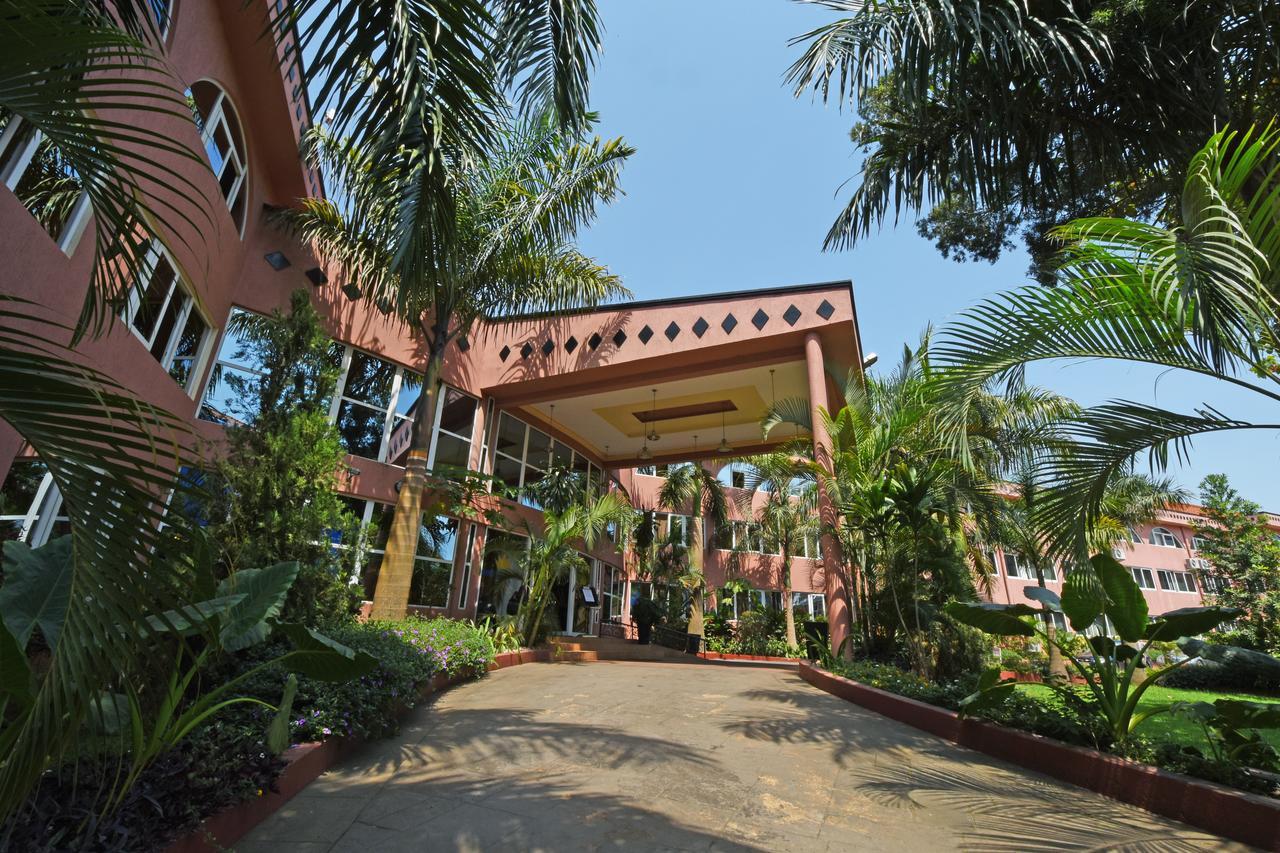 Imperial Golf View Hotel Ентеббе Екстер'єр фото